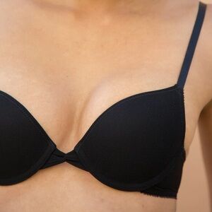 NWT on gossamer Black bump it up bra